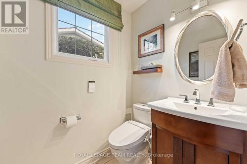 5 Erinlea Court, Ottawa, ON - Indoor Photo Showing Bathroom