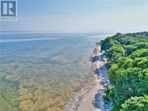 2559 Firelane 3 Lane, Port Colborne (874 - Sherkston), ON - Outdoor With Body Of Water With View