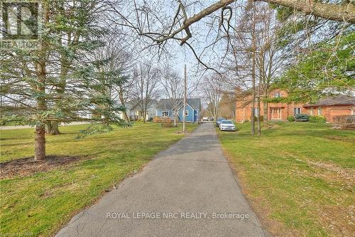 725 South Pelham Road, Welland (770 - West Welland), ON - Outdoor