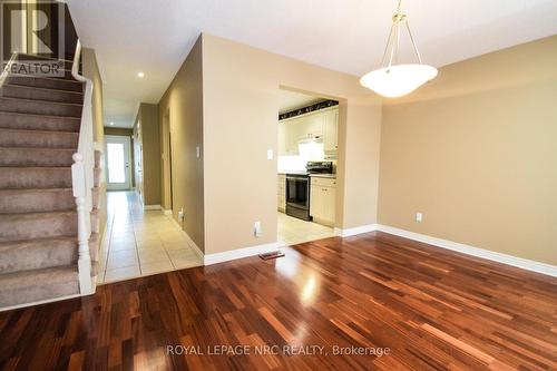 32 Stonegate Place, Pelham (662 - Fonthill), ON - Indoor Photo Showing Other Room