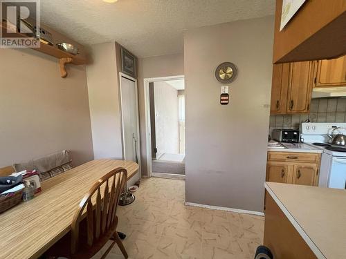 2199 Castillou Crescent, Merritt, BC - Indoor Photo Showing Kitchen