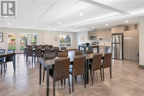 105 Vansickle Road, St. Catharines (462 - Rykert/Vansickle), ON - Indoor Photo Showing Dining Room