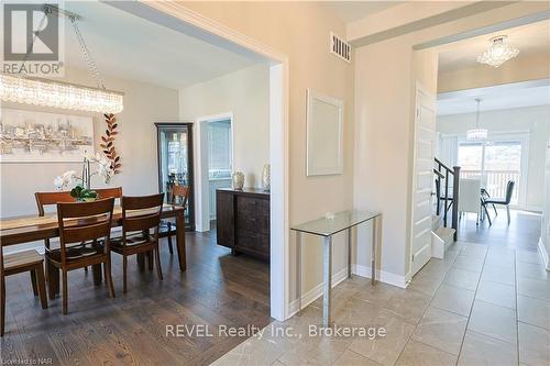 13 Cinnamon Street, Thorold (560 - Rolling Meadows), ON - Indoor Photo Showing Dining Room