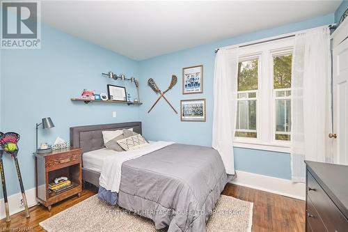 3426 King Street, Lincoln (980 - Lincoln-Jordan/Vineland), ON - Indoor Photo Showing Bedroom