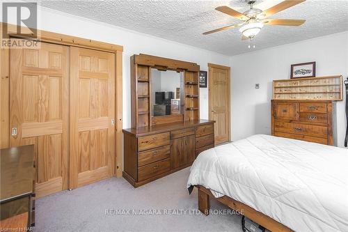 12264 Brawn Road, Wainfleet (880 - Lakeshore), ON - Indoor Photo Showing Bedroom