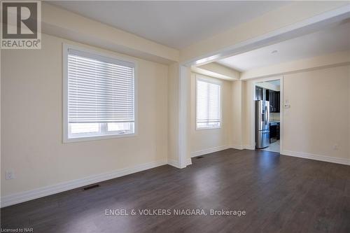 9462 Tallgrass Avenue, Niagara Falls (224 - Lyons Creek), ON - Indoor Photo Showing Other Room