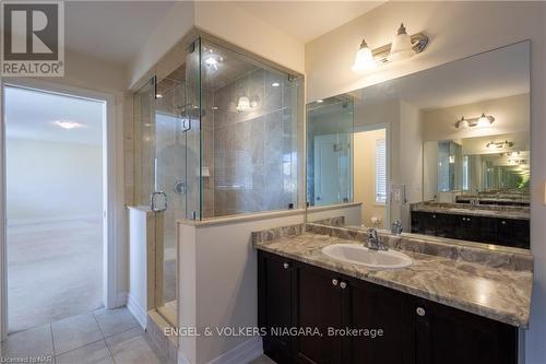 9462 Tallgrass Avenue, Niagara Falls (224 - Lyons Creek), ON - Indoor Photo Showing Bathroom