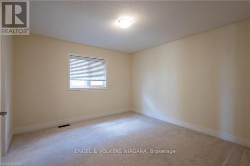 9462 Tallgrass Avenue, Niagara Falls (224 - Lyons Creek), ON - Indoor Photo Showing Other Room