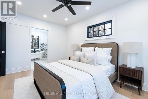 348 Victoria Street, London, ON - Indoor Photo Showing Bedroom