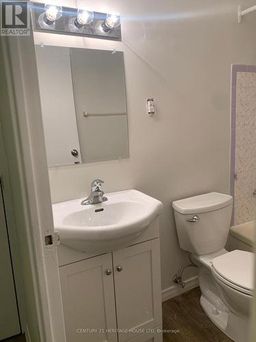 303 - 41 Parkside Drive, St. Thomas, ON - Indoor Photo Showing Bathroom