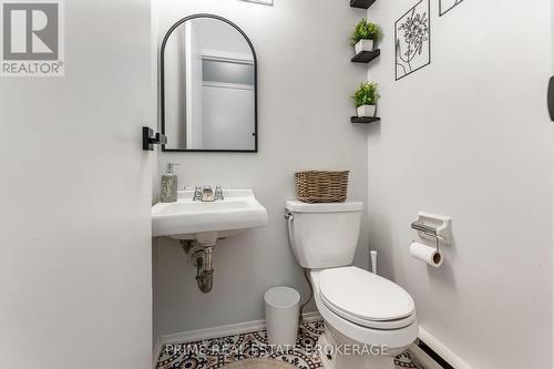 63 - 226 Highview Avenue W, London, ON - Indoor Photo Showing Bathroom