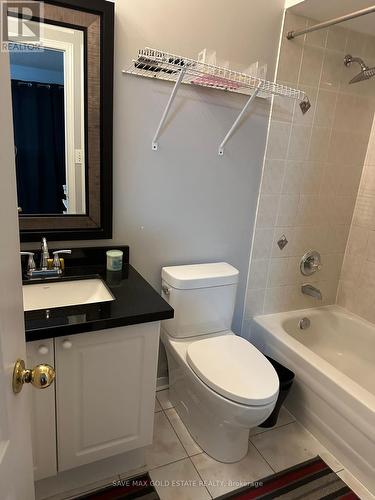 471 Stonetree Court, Mississauga, ON - Indoor Photo Showing Bathroom