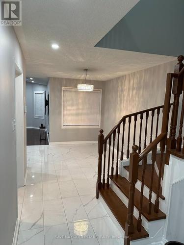 471 Stonetree Court, Mississauga, ON - Indoor Photo Showing Other Room