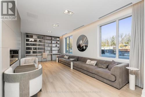 303 - 42 Mill Street, Halton Hills, ON - Indoor Photo Showing Living Room