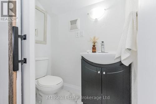 155 Princess Street, Centre Wellington (Elora/Salem), ON - Indoor Photo Showing Bathroom