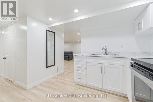 155 Princess Street, Centre Wellington (Elora/Salem), ON - Indoor Photo Showing Kitchen