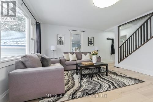 155 Princess Street, Centre Wellington (Elora/Salem), ON - Indoor Photo Showing Living Room