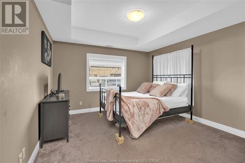 8475 Wyandotte East Unit# 111, Windsor, ON - Indoor Photo Showing Bedroom