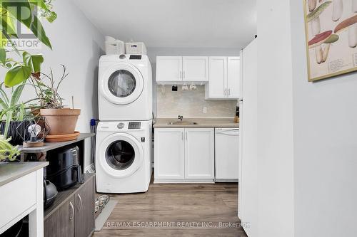 826 - 350 Quigley Road, Hamilton, ON - Indoor Photo Showing Laundry Room