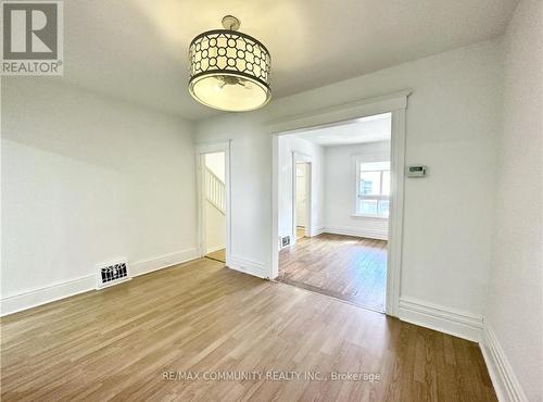 39 Beechwood Avenue, Hamilton, ON - Indoor Photo Showing Other Room