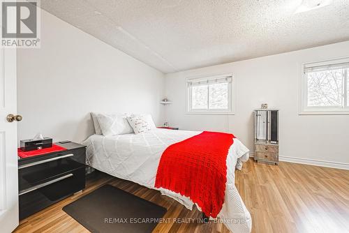 26 - 1155 Paramount Drive, Hamilton, ON - Indoor Photo Showing Bedroom