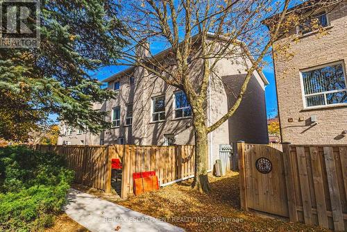 26 - 1155 Paramount Drive, Hamilton, ON - Outdoor