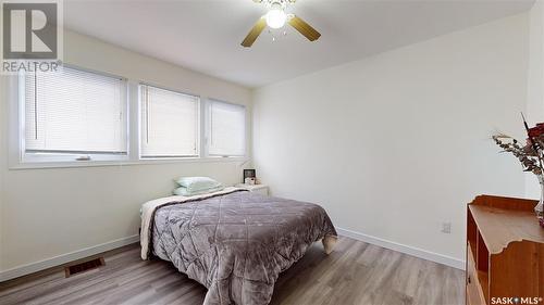 3801 20Th Avenue, Regina, SK - Indoor Photo Showing Bedroom