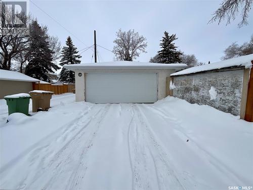 3801 20Th Avenue, Regina, SK - Outdoor