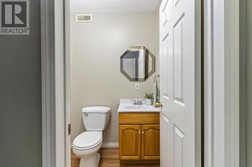 94 Parkewood Dr, Sault Ste. Marie, ON - Indoor Photo Showing Bathroom