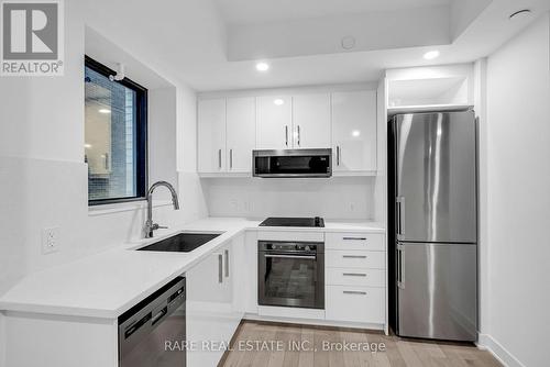 308 - 340 Queen Street, Ottawa, ON - Indoor Photo Showing Kitchen With Upgraded Kitchen