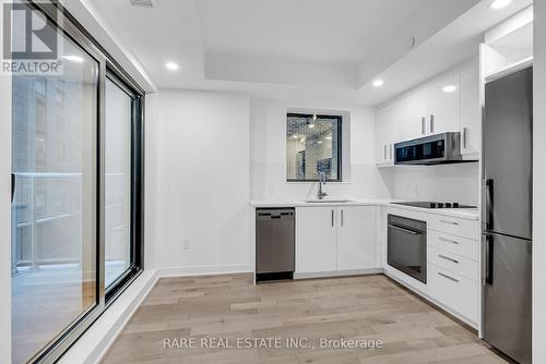 308 - 340 Queen Street, Ottawa, ON - Indoor Photo Showing Kitchen