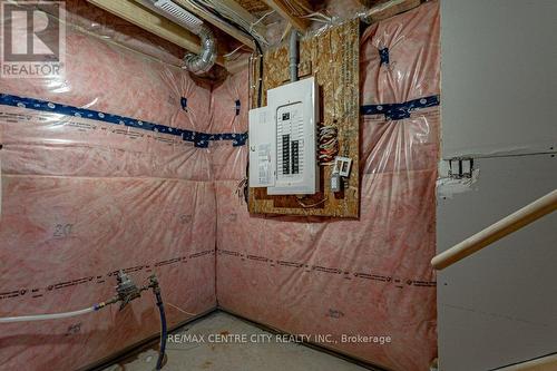 1596 Noah Bend, London, ON - Indoor Photo Showing Basement