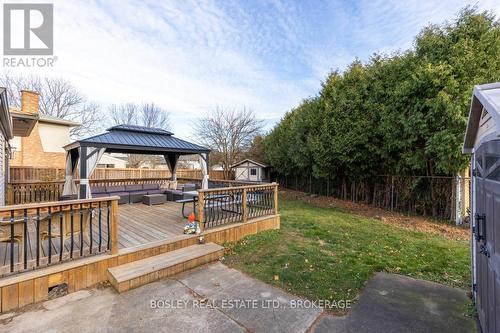 15 Audrey Street, St. Catharines (446 - Fairview), ON - Outdoor With Deck Patio Veranda