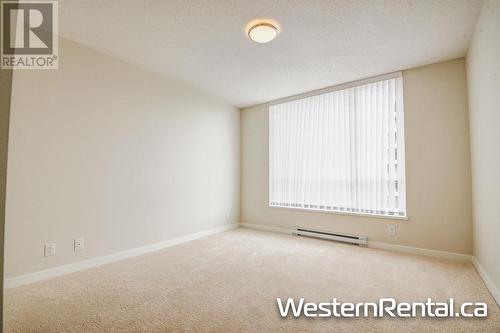 1601 3096 Windsor Gate, Coquitlam, BC - Indoor Photo Showing Other Room