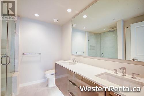 1601 3096 Windsor Gate, Coquitlam, BC - Indoor Photo Showing Bathroom