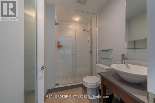 2403 - 8 Colborne Street, Toronto, ON - Indoor Photo Showing Bathroom