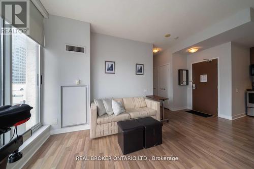 2403 - 8 Colborne Street, Toronto, ON - Indoor Photo Showing Living Room