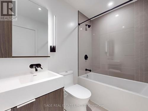 1103 - 127 Broadway Avenue, Toronto, ON - Indoor Photo Showing Bathroom