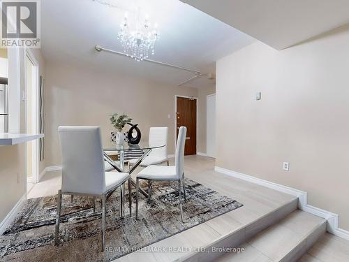 903 - 10 Parkway Forest Drive, Toronto, ON - Indoor Photo Showing Dining Room