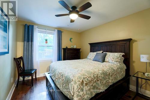 5 East Haven Drive, Toronto, ON - Indoor Photo Showing Bedroom