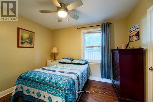 5 East Haven Drive, Toronto, ON - Indoor Photo Showing Bedroom