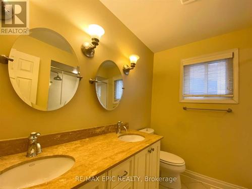 91 Brookshire Circle, Markham, ON - Indoor Photo Showing Bathroom