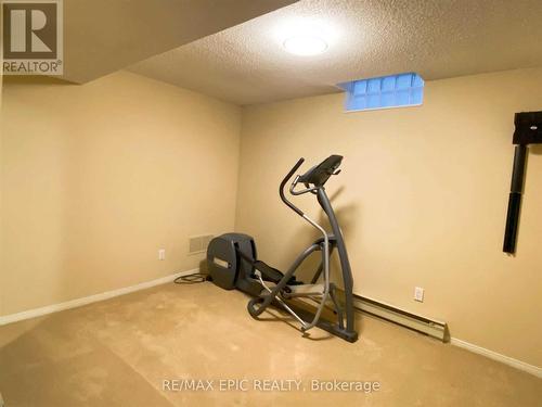 91 Brookshire Circle, Markham, ON - Indoor Photo Showing Gym Room