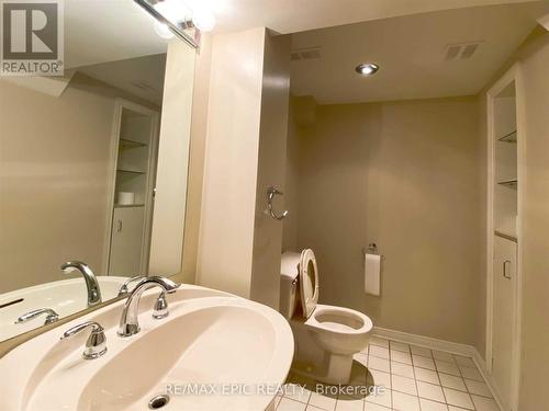 91 Brookshire Circle, Markham, ON - Indoor Photo Showing Bathroom