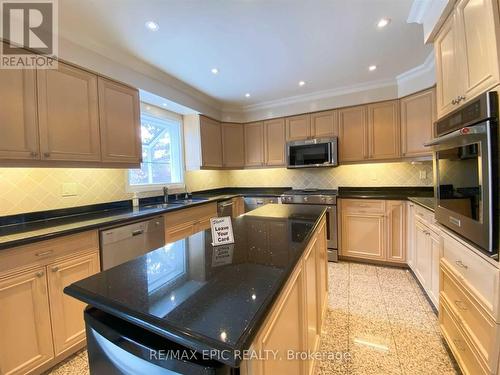 91 Brookshire Circle, Markham, ON - Indoor Photo Showing Kitchen With Stainless Steel Kitchen