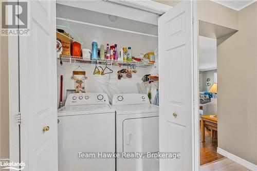 9 Ventnor Crescent, Wasaga Beach, ON - Indoor Photo Showing Laundry Room