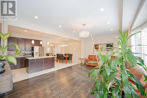 15 Manzanita Crescent, Brampton, ON - Indoor