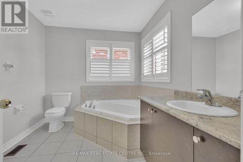 466 Cedric Terrace, Milton, ON - Indoor Photo Showing Bathroom