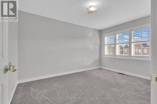 466 Cedric Terrace, Milton, ON - Indoor Photo Showing Other Room