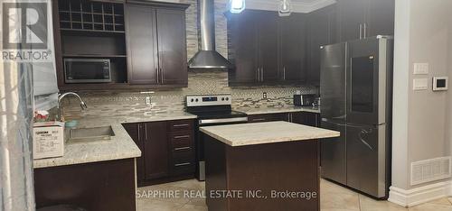 187 Weston Drive N, Milton, ON - Indoor Photo Showing Kitchen With Upgraded Kitchen